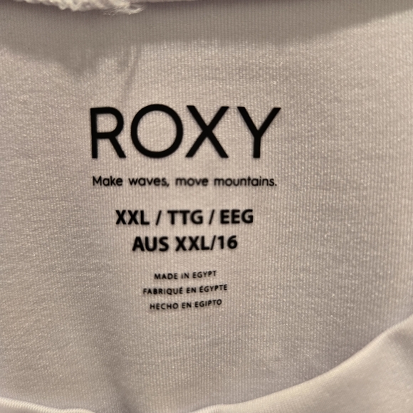 Roxy Rash Gaurd - Picture 3 of 5